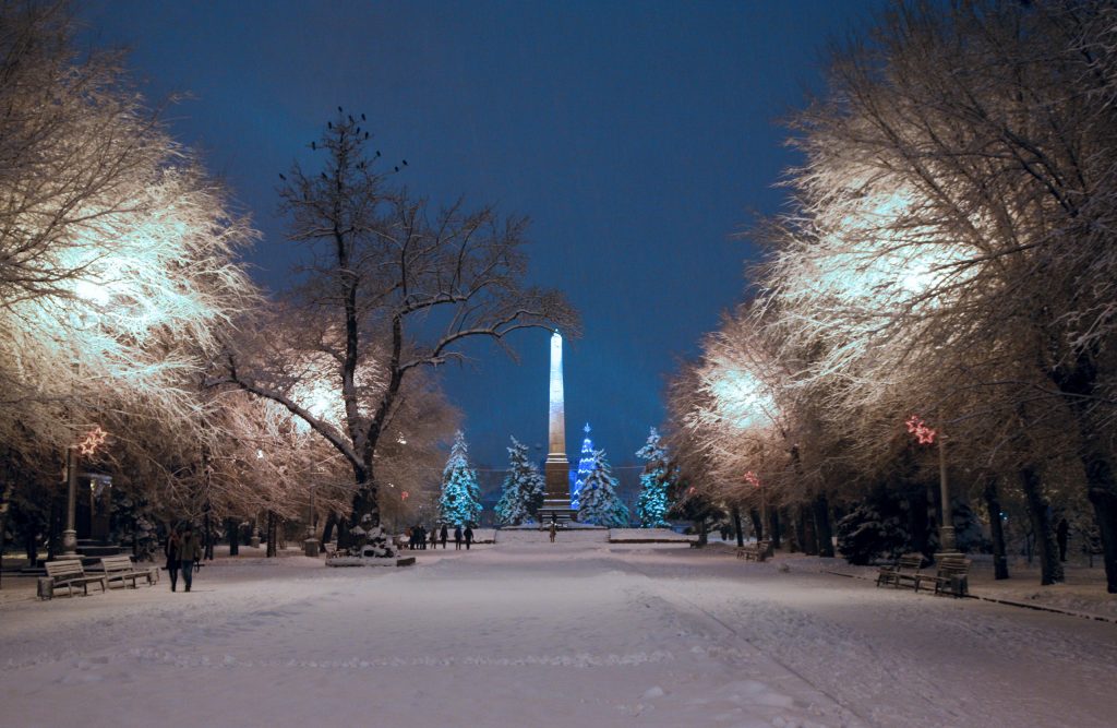 Scatto raro del Viale degli Eroi prima della costruzione della Cattedrale