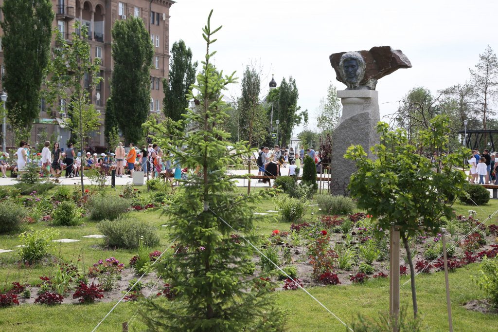 Giardino Alexander Pushkin - uno dei nuovi spazi naturali dedicati al famoso poeta russo